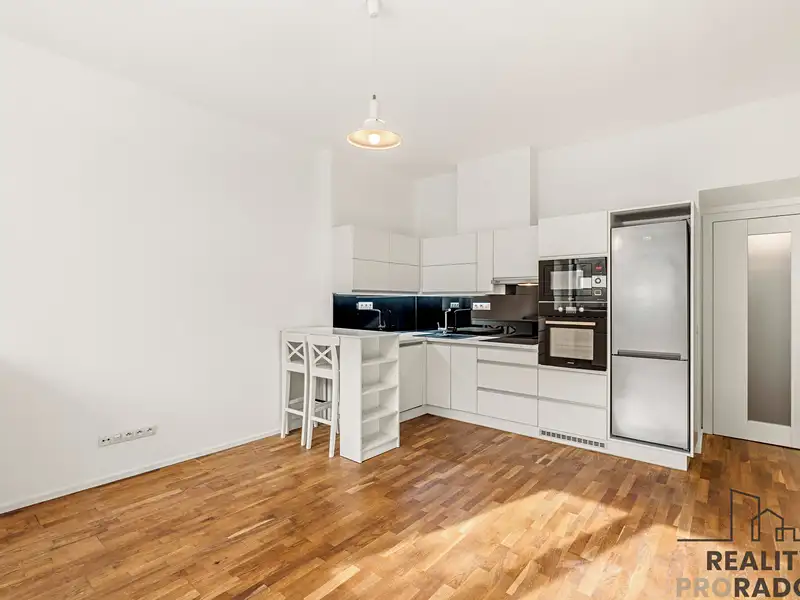 Pronájem bytu 2+kk 64 m², Praha – náhled fotky 2
