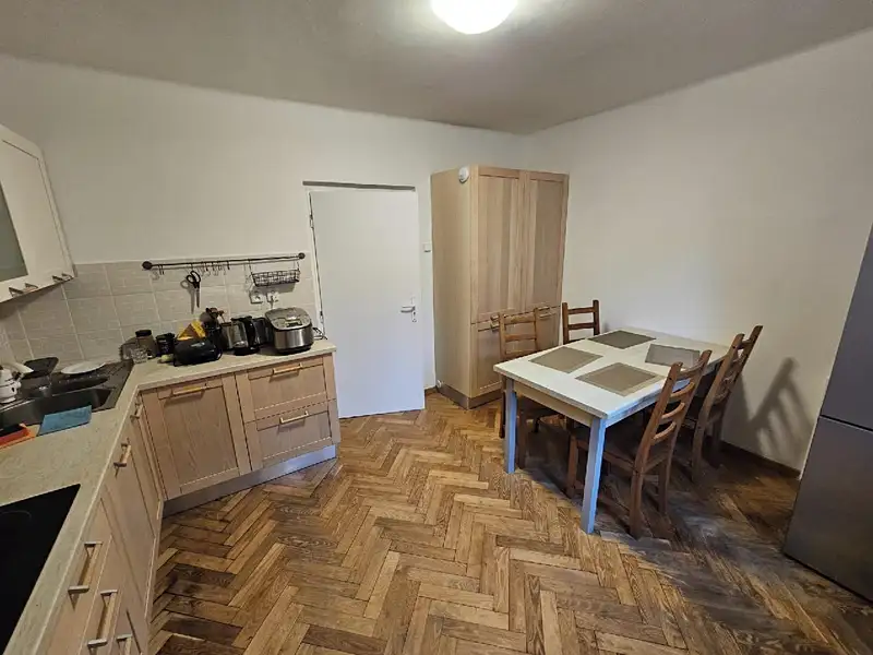 Pronájem bytu pokoje 15 m², Praha – náhled fotky 2