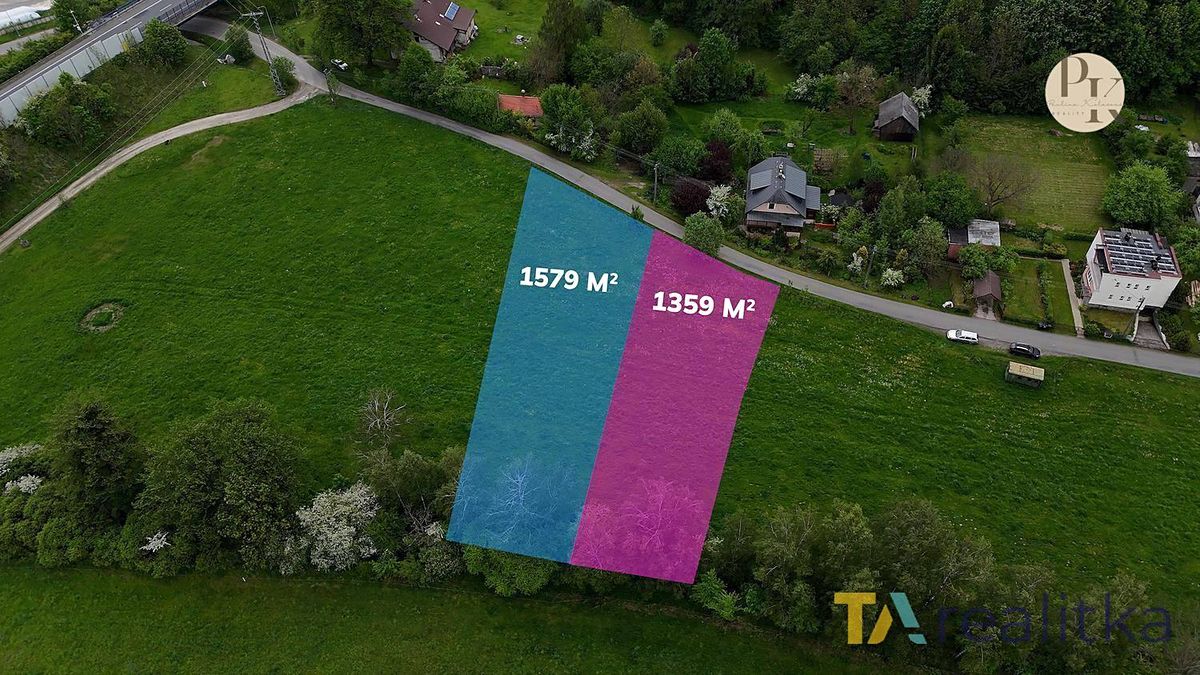 Prodej stavebního pozemku 1579 m², Návsí – fotka 1 z 3