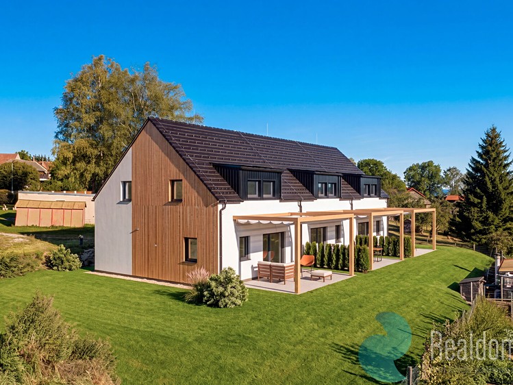Будинок на продаж, 115 м² (1 з 30)