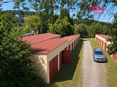 Prodej nemovitosti, 18 m² (2 z 4)