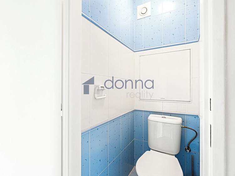 Pronájem bytu 2+kk, 41 m² (9 z 10)