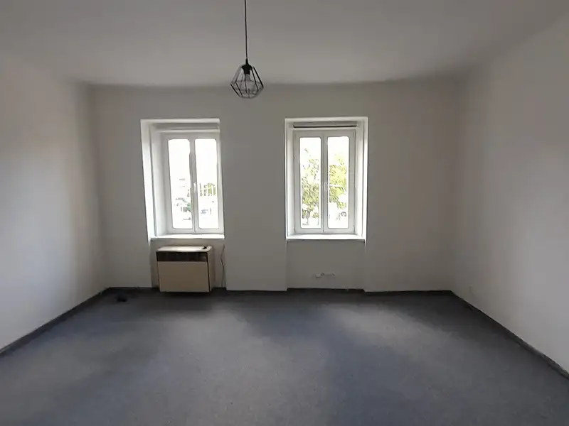 Pronájem bytu 1+kk 31 m², Praha – náhled fotky 1