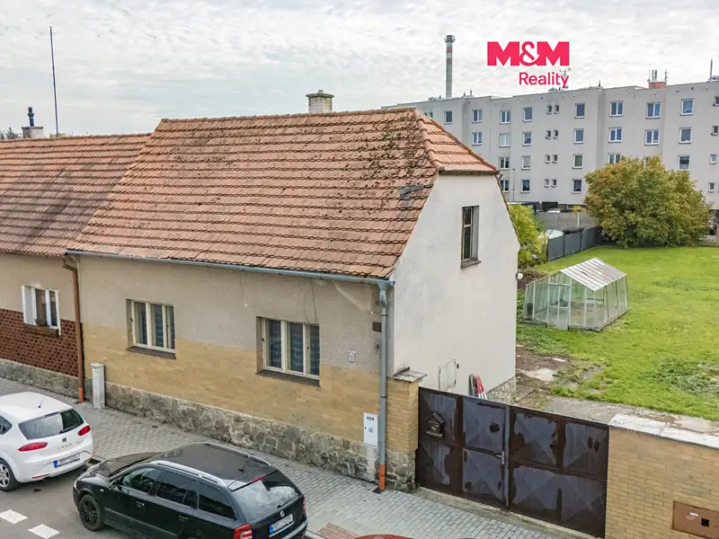 Prodej rodinného domu 72 m², pozemek 1006 m², Dobřany – náhled fotky 1