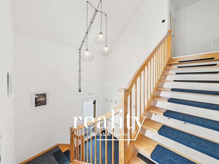 Prodej komerčního prostoru, 564 m² (31 z 55)