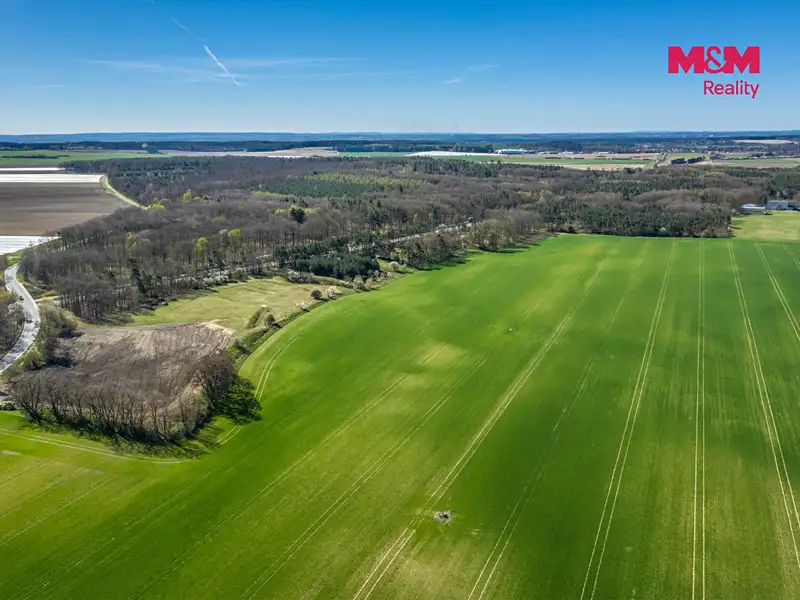 Prodej pole 8786 m², Benátky nad Jizerou – náhled fotky 3