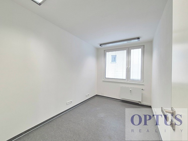 Комерційне приміщення в оренду, 106 м² (8 з 24)