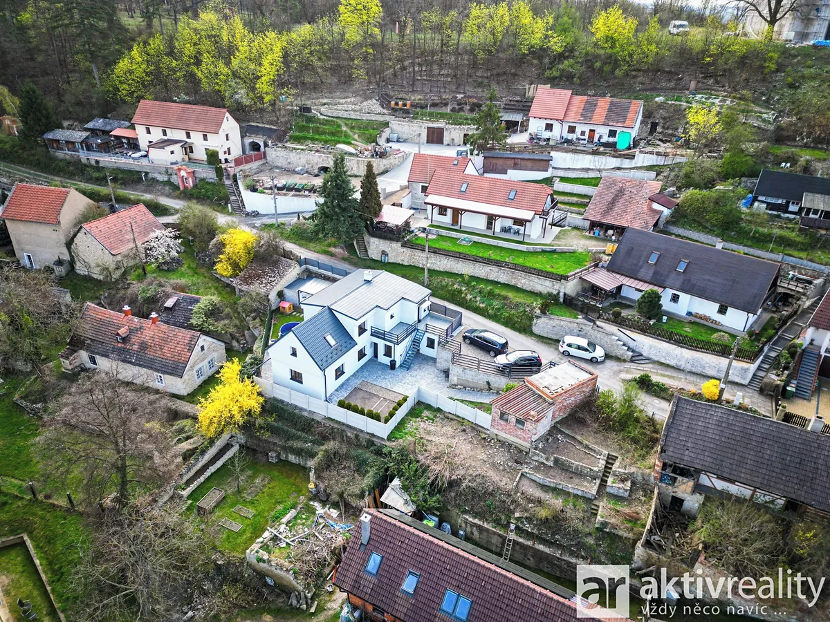 Prodej rodinného domu 147 m², pozemek 486 m²