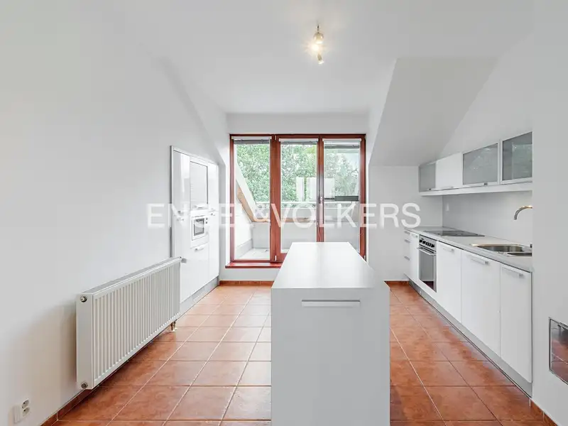 Pronájem bytu 4+1 120 m², Praha – náhled fotky 3