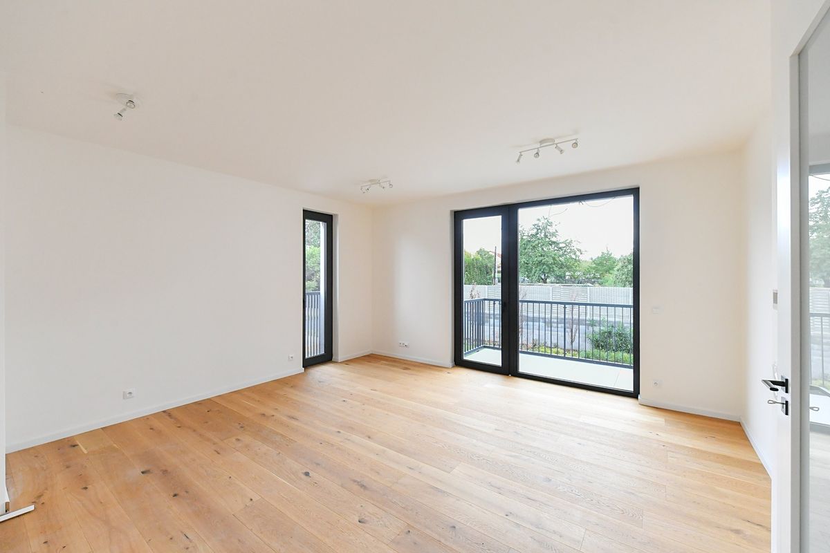 Pronájem bytu 3+kk 75 m², Praha – fotka 1 z 3