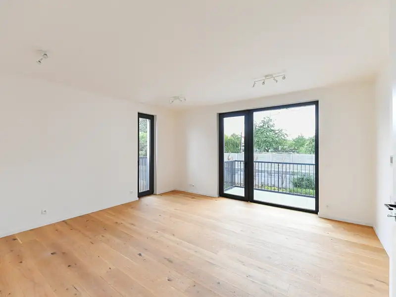 Pronájem bytu 3+kk 75 m², Praha – náhled fotky 1