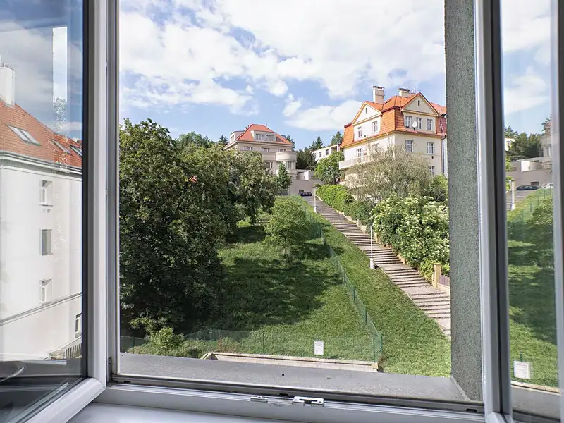 Prodej bytu 2+kk 52 m², Praha – náhled fotky 2