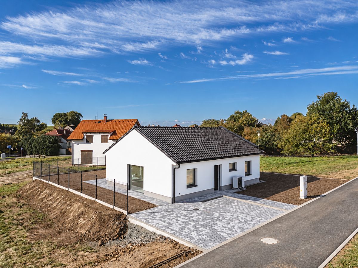 Prodej rodinného domu 92 m², pozemek 375 m², Velký Týnec – fotka 1 z 3