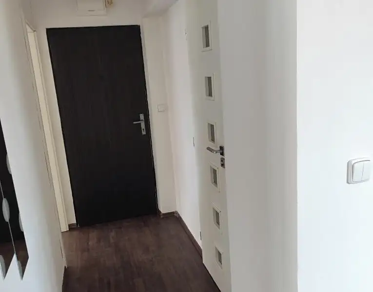 Pronájem bytu 2+1 60 m², Odolena Voda – náhled fotky 3
