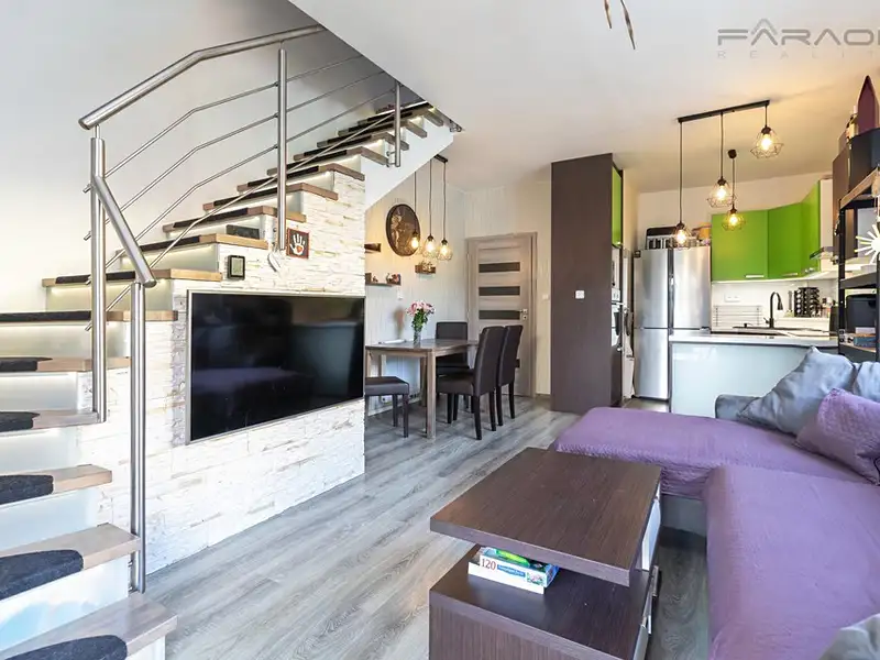 Prodej bytu 3+kk 85 m², Polerady – náhled fotky 2