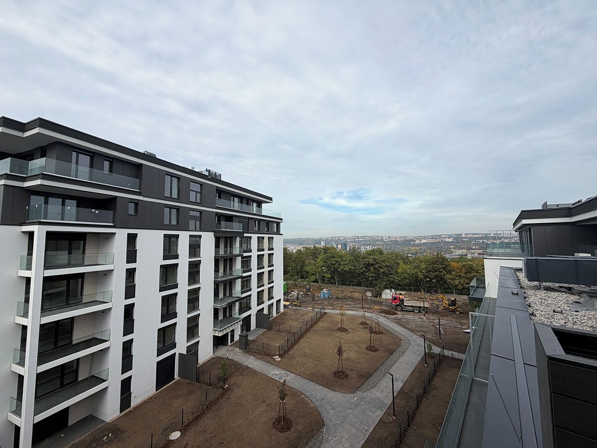 Prodej bytu 3+kk 90 m², Praha – fotka 1 z 3