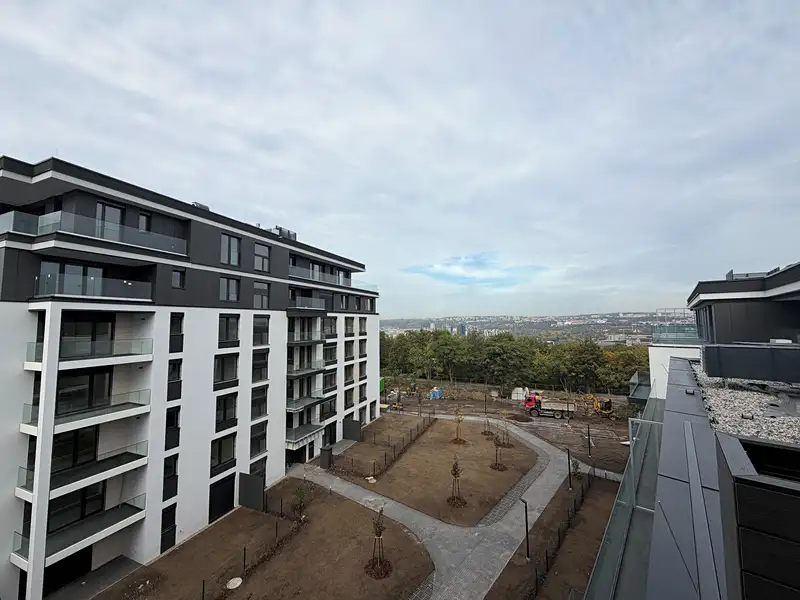 Prodej bytu 3+kk 90 m², Praha – náhled fotky 1
