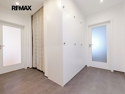 Prodej bytu 3+1, 76 m² (2 z 15)