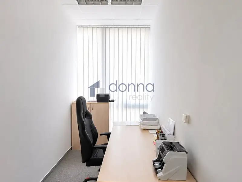 Pronájem kanceláře 45 m², Praha – náhled fotky 3