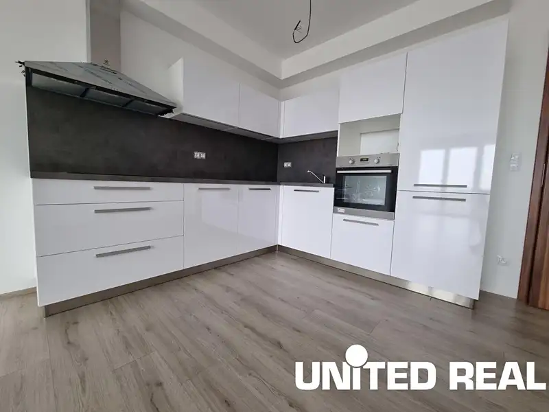 Pronájem bytu 2+kk 68 m², Pardubice – náhled fotky 3