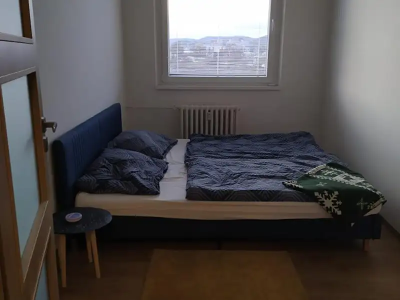 Pronájem bytu 2+kk 45 m², Praha – náhled fotky 3