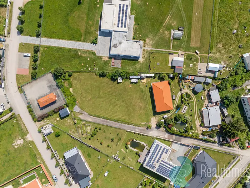 Prodej stavebního pozemku 1638 m², Třeboň – náhled fotky 3
