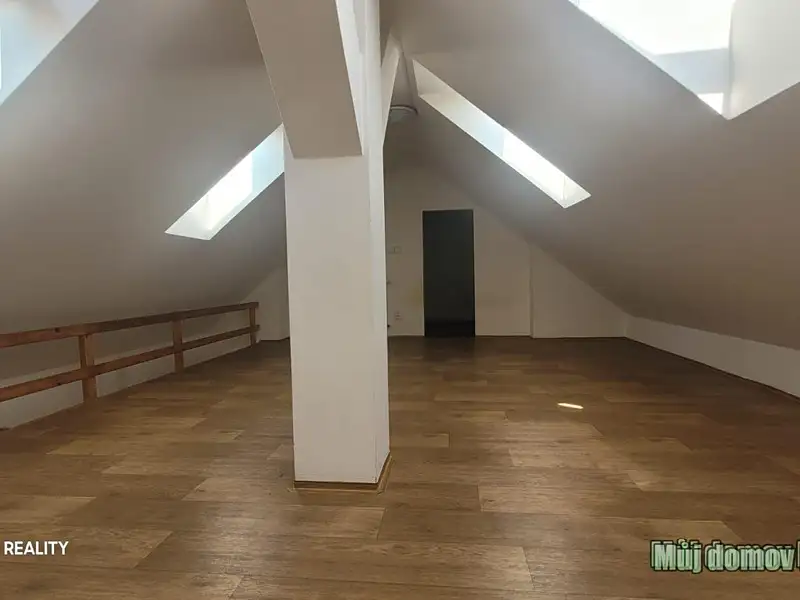 Pronájem bytu 3+kk 85 m², Praha – náhled fotky 2