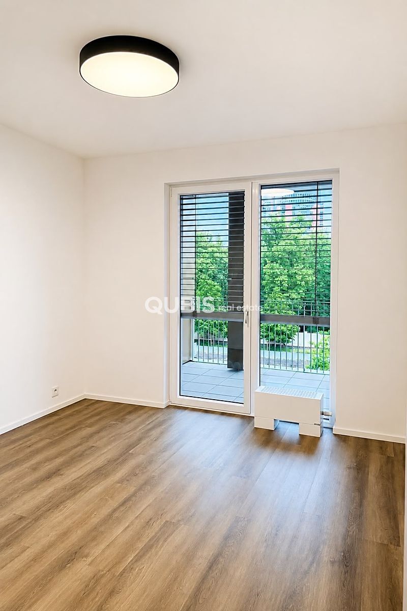 Pronájem bytu 2+kk 103 m² – fotografie 5