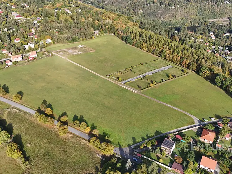 Prodej stavebního pozemku 1114 m², Hradištko – náhled fotky 3