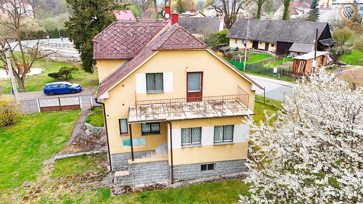 Prodej rodinného domu 180 m², pozemek 1690 m², Bezděkov – fotka 1 z 3