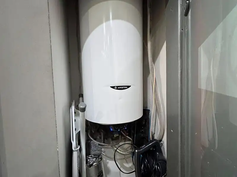 Prodej bytu 1+kk 45 m², Praha – náhled fotky 2
