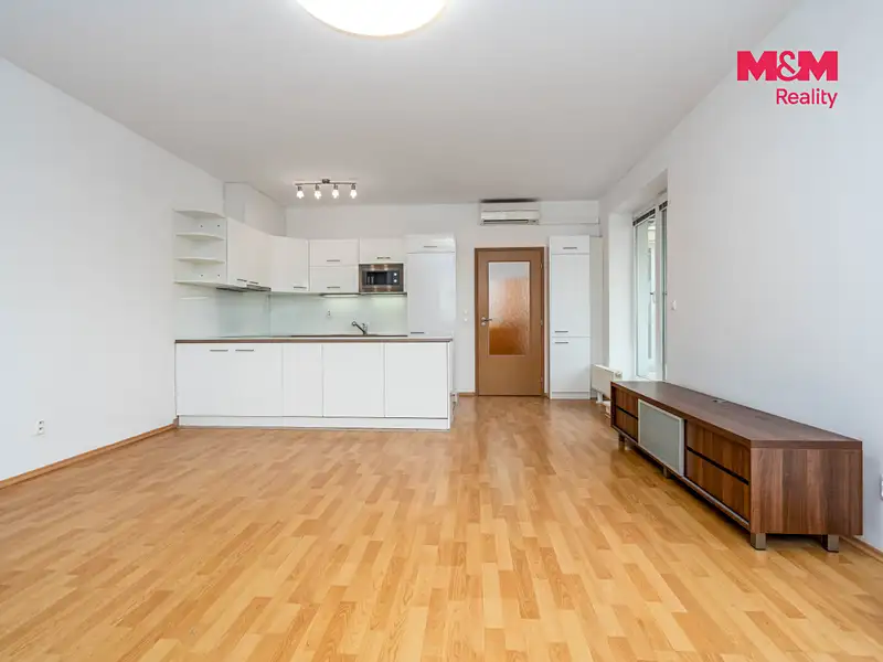 Prodej bytu 2+kk 64 m², Praha – náhled fotky 2