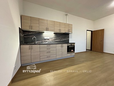 Квартира 2+kk в оренду, 54 м² (2 з 10)
