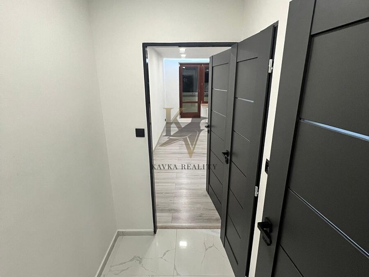 Квартира 1+kk в оренду, 33 м² (8 з 30)