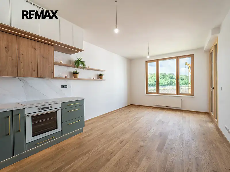 Pronájem bytu 2+kk 54 m², Praha – náhled fotky 3