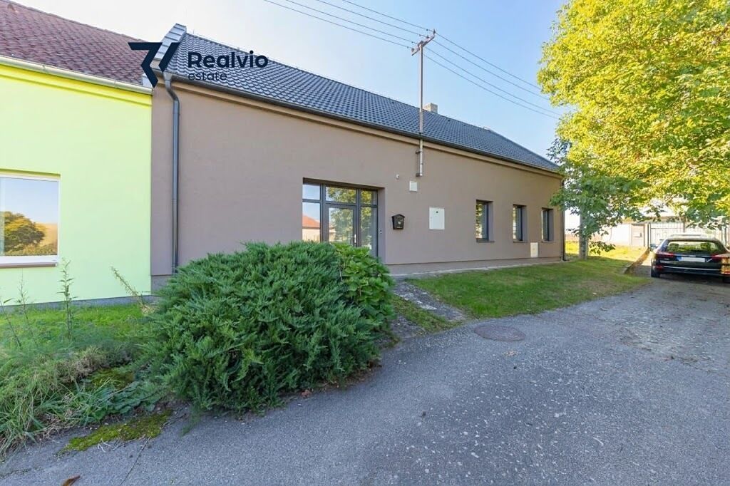 Prodej rodinného domu 67 m², pozemek 253 m², Kojátky – fotka 1 z 3