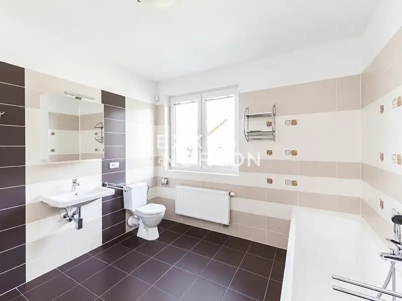 Pronájem vily 400 m², pozemek 10000 m², Průhonice – náhled fotky 3