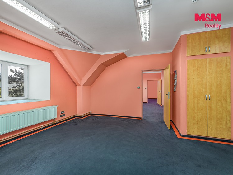 Prodej komerčního prostoru, 76 556 m² (18 z 30)