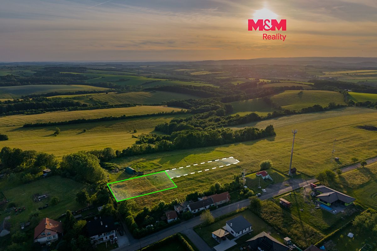 Prodej stavebního pozemku 2776 m², Police – fotka 1 z 3