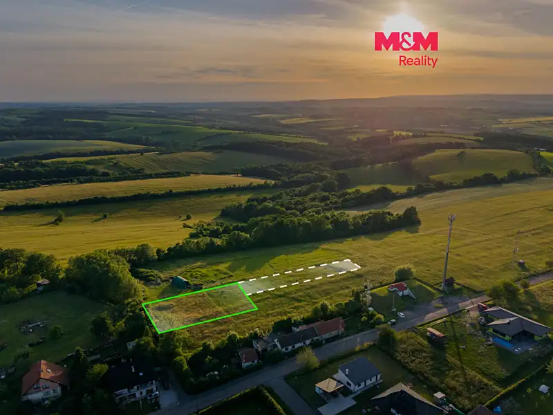 Prodej stavebního pozemku 2776 m², Police – náhled fotky 1