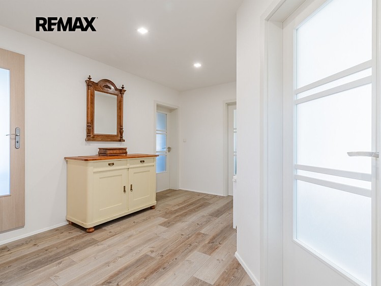 Prodej domu, 214 m² (14 z 22)