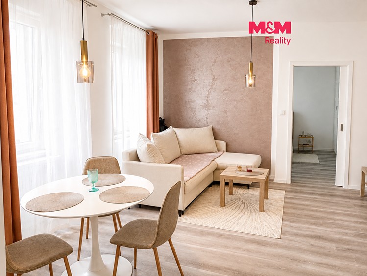 Квартира 2+kk на продаж, 42 м² (1 з 12)