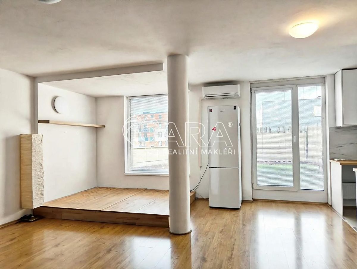 Pronájem bytu 2+kk 70 m²
