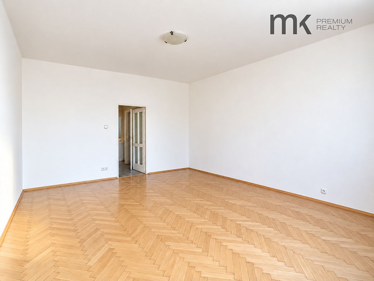 Prodej bytu 2+kk 55 m², Praha – fotka 1 z 3