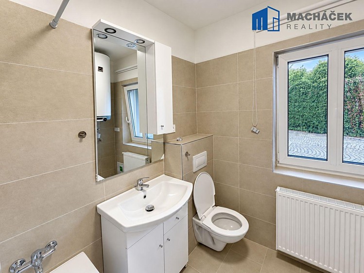 Квартира 2+kk в оренду, 45 м² (3 з 12)