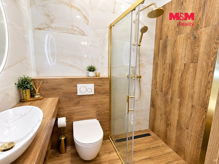 Pronájem bytu 1+kk, 30 m² (7 z 9)
