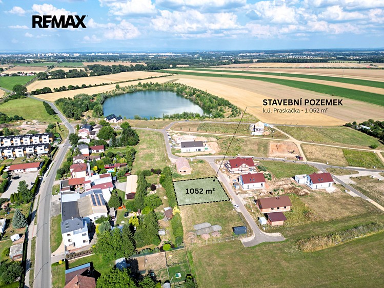 Prodej pozemku, 1 052 m² (2 z 8)