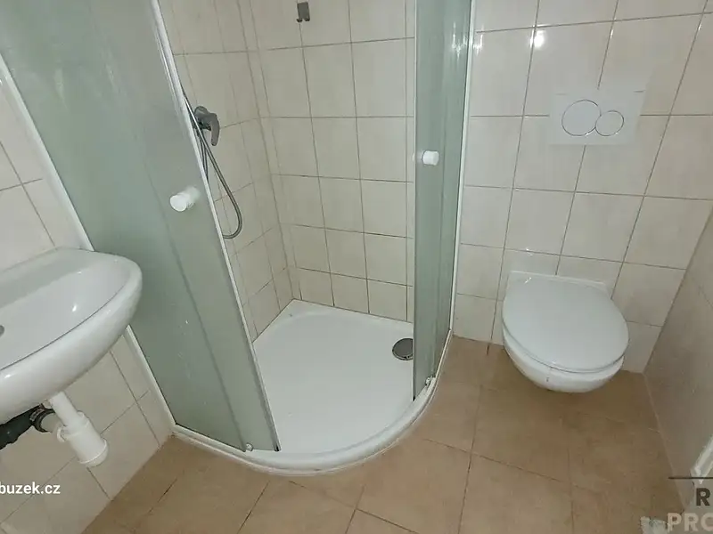 Pronájem bytu 1+kk 25 m², Vyškov – náhled fotky 3