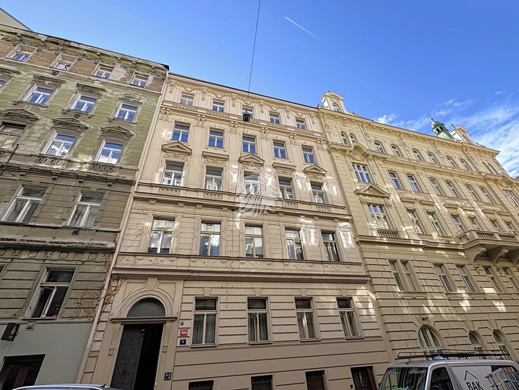 Квартира 2+kk в оренду, 66 м² (39 з 42)