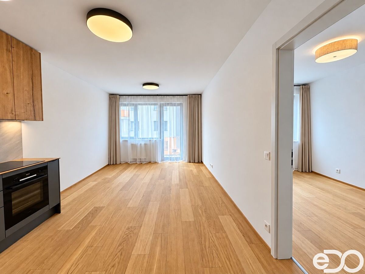 Pronájem bytu 2+kk 61 m²